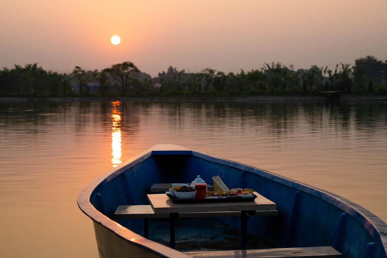 Lumbini Palace Resort Экстерьер фото